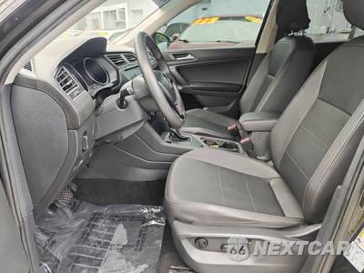 2020 Volkswagen Tiguan SE - zdjęcie 22 z 50 - miniatura