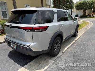 2022 Nissan Pathfinder S - zdjęcie 5 z 21 - miniatura