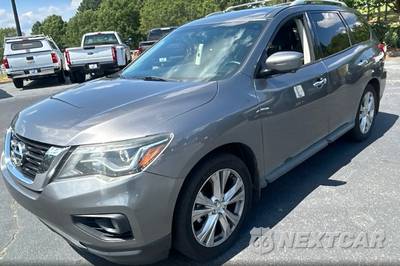 2018 Nissan Pathfinder SL - zdjęcie 2 z 35 - miniatura