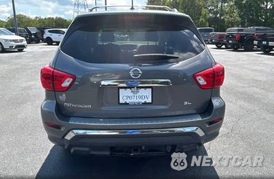 2018 Nissan Pathfinder SL - zdjęcie 8 z 35 - miniatura