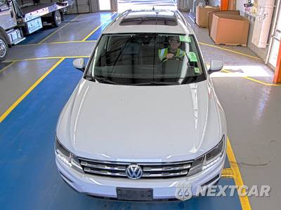 2020 Volkswagen Tiguan SEL - zdjęcie 2 z 26 - miniatura