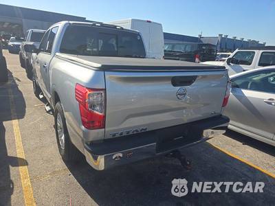2017 Nissan TITAN SV Crew Cab Short Bed - zdjęcie 6 z 26 - miniatura