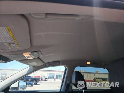 2022 Nissan Pathfinder SL - zdjęcie 15 z 23 - miniatura