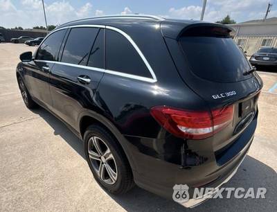 2017 Mercedes-Benz GLC 300 - zdjęcie 7 z 20 - miniatura