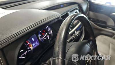 2014 Toyota Highlander LE Plus - zdjęcie 25 z 37 - miniatura