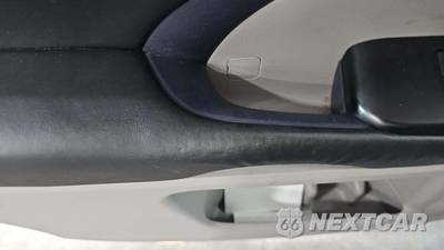 2014 Toyota Highlander LE Plus - zdjęcie 34 z 37 - miniatura