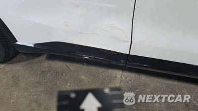 2025 Toyota Crown Signia XLE - zdjęcie 30 z 42 - miniatura