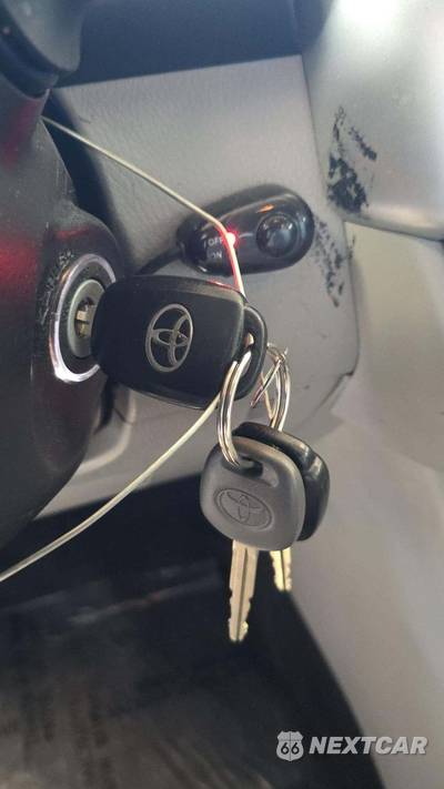 2016 Toyota Highlander LE - zdjęcie 20 z 35 - miniatura