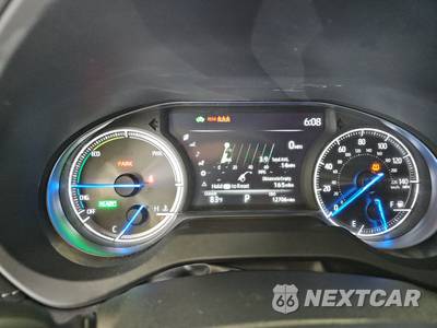 2024 Toyota Venza LE - zdjęcie 12 z 41 - miniatura
