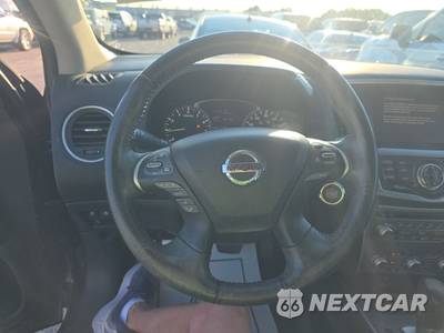 2018 Nissan Pathfinder SL - zdjęcie 10 z 30 - miniatura