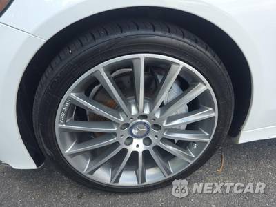 2016 Mercedes-Benz C 300 4MATIC w/Sport Pkg - zdjęcie 8 z 27 - miniatura