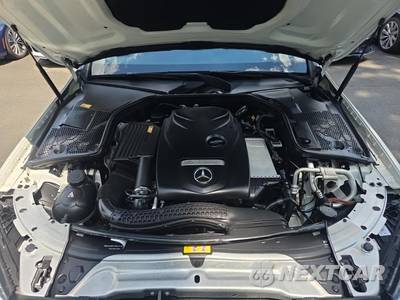 2016 Mercedes-Benz C 300 4MATIC w/Sport Pkg - zdjęcie 19 z 27 - miniatura