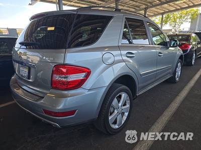 2010 Mercedes-Benz ML 350 - zdjęcie 4 z 47 - miniatura