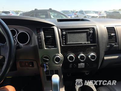 2016 Toyota Sequoia Limited - zdjęcie 11 z 24 - miniatura