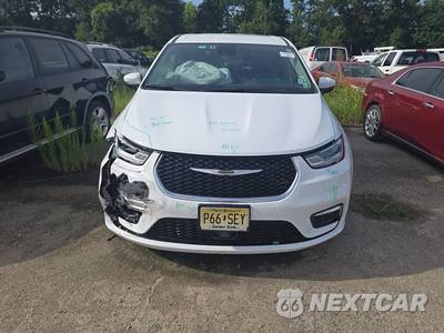 2023 Chrysler Pacifica Touring L 121.6" WB - zdjęcie 2 z 18 - miniatura
