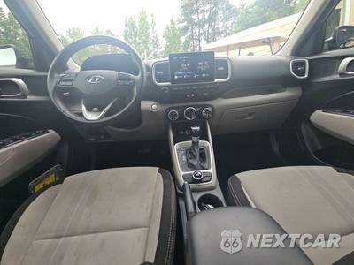 2025 Hyundai Venue SEL - zdjęcie 11 z 33 - miniatura