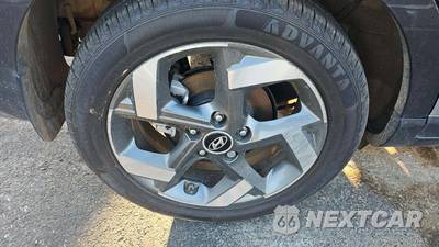 2025 Hyundai Venue SEL - zdjęcie 27 z 33 - miniatura