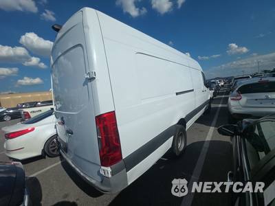 2022 Mercedes-Benz Sprinter 3500 Cargo Van DRW High Roof 170.0" WB - zdjęcie 4 z 21 - miniatura