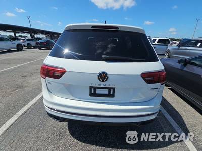 2022 Volkswagen Tiguan SE R-Line Black - zdjęcie 5 z 19 - miniatura
