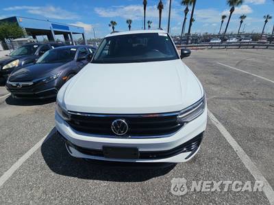 2022 Volkswagen Tiguan SE R-Line Black - zdjęcie 2 z 19 - miniatura