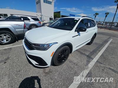 2022 Volkswagen Tiguan SE R-Line Black - zdjęcie 1 z 19 - miniatura