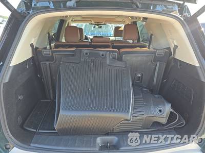 2024 Nissan Pathfinder Platinum - zdjęcie 17 z 30 - miniatura