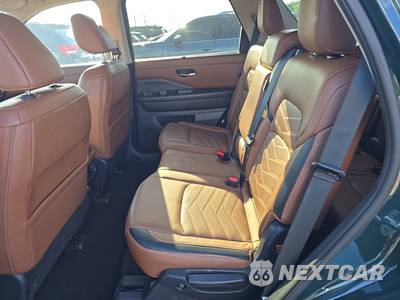 2024 Nissan Pathfinder Platinum - zdjęcie 13 z 30 - miniatura