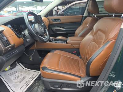2022 Nissan Pathfinder Platinum - zdjęcie 7 z 21 - miniatura