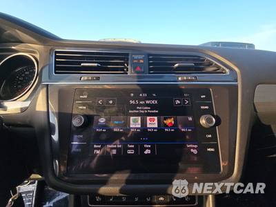 2020 Volkswagen Tiguan SE R-Line Black - zdjęcie 11 z 23 - miniatura