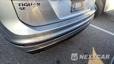 2020 Volkswagen Tiguan SE R-Line Black - zdjęcie 22 z 23 - miniatura