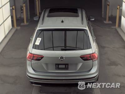 2020 Volkswagen Tiguan SE R-Line Black - zdjęcie 5 z 23 - miniatura