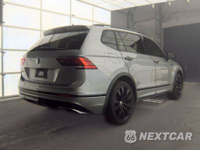 2020 Volkswagen Tiguan SE R-Line Black - zdjęcie 4 z 23 - miniatura