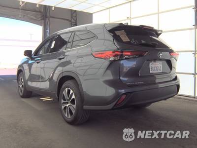 2021 Toyota Highlander XLE - zdjęcie 6 z 33 - miniatura