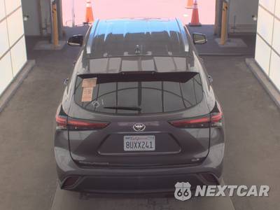 2021 Toyota Highlander XLE - zdjęcie 5 z 33 - miniatura