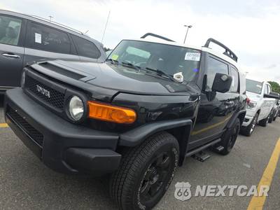 2008 Toyota FJ Cruiser w/Rear Doors