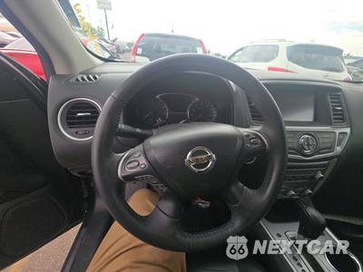 2017 Nissan Pathfinder SL - zdjęcie 11 z 17 - miniatura