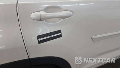 2016 Toyota Highlander LE - zdjęcie 31 z 35 - miniatura