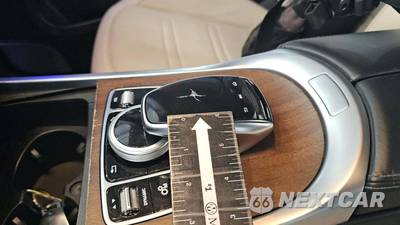 2019 Mercedes-Benz G 550 4MATIC - zdjęcie 30 z 43 - miniatura