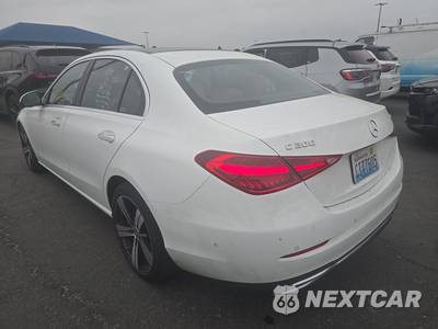 2025 Mercedes-Benz C 300 4MATIC - zdjęcie 6 z 31 - miniatura