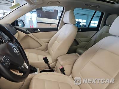 2013 Volkswagen Tiguan SE w/Sunroof & Navigation - zdjęcie 7 z 51 - miniatura