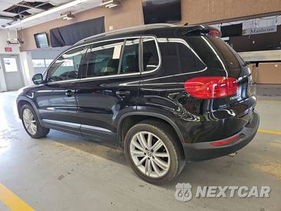 2013 Volkswagen Tiguan SE w/Sunroof & Navigation - zdjęcie 6 z 51 - miniatura