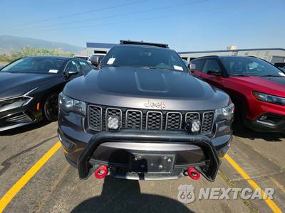 2020 Jeep Grand Cherokee Trailhawk - zdjęcie 2 z 42 - miniatura