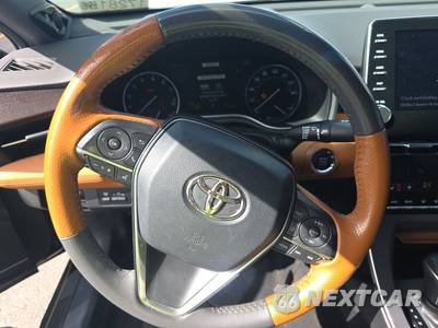 2020 Toyota Avalon Limited - zdjęcie 10 z 32 - miniatura