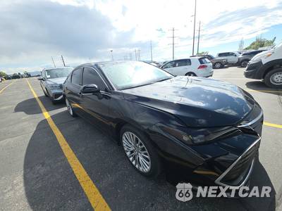 2020 Toyota Avalon Limited - zdjęcie 3 z 32 - miniatura