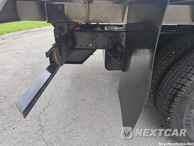 2017 Isuzu NPR HD Base Low Cab Crew - zdjęcie 70 z 81 - miniatura