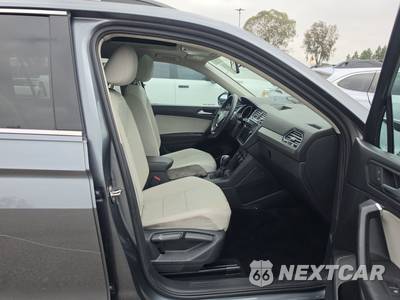 2021 Volkswagen Tiguan SE - zdjęcie 8 z 32 - miniatura