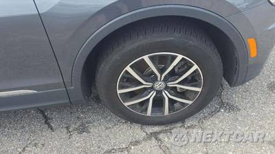 2021 Volkswagen Tiguan SE - zdjęcie 30 z 32 - miniatura