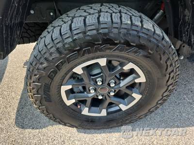 2024 Jeep Gladiator Rubicon Crew Cab Medium Bed - zdjęcie 10 z 21 - miniatura
