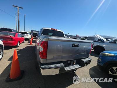 2018 Toyota Tundra SR5 Crew Cab Short Bed - zdjęcie 5 z 18 - miniatura