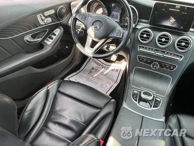 2017 Mercedes-Benz C 300 4MATIC Sedan w/Sport Pkg - zdjęcie 21 z 34 - miniatura